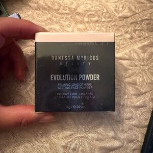 Danessa Myricks Beauty Black Setting Powder